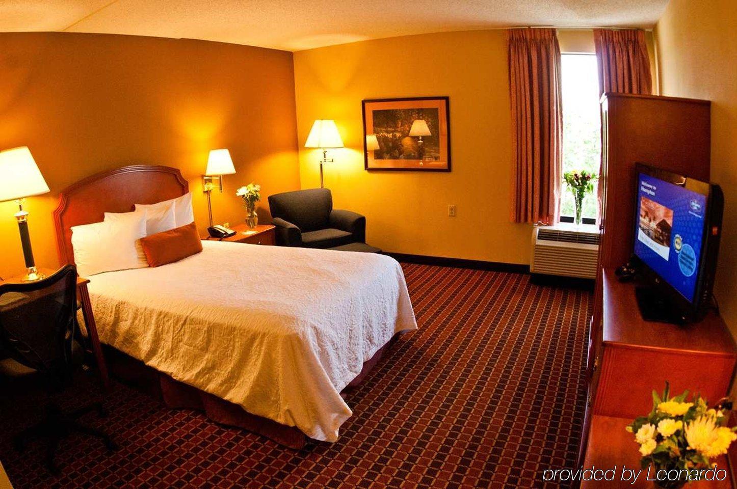 Hampton Inn Philadelphia-Airport Номер фото